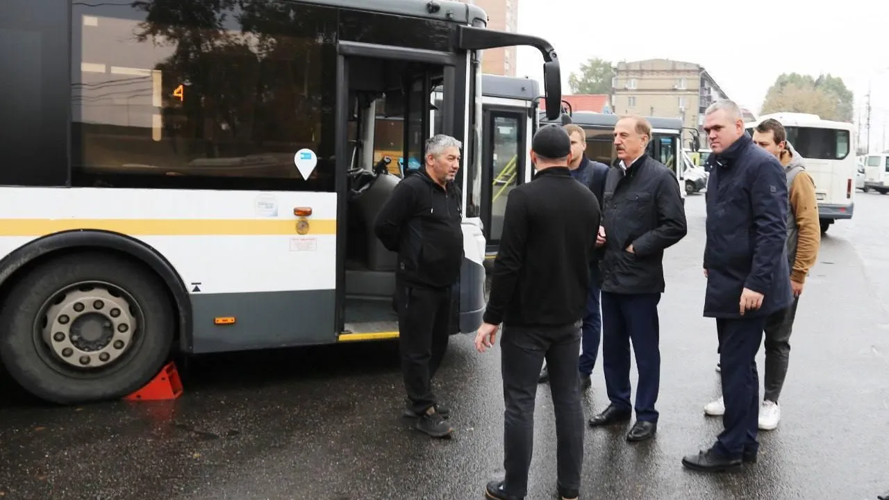 Председатель совета депутатов Люберец проверил работу автобусов в округе