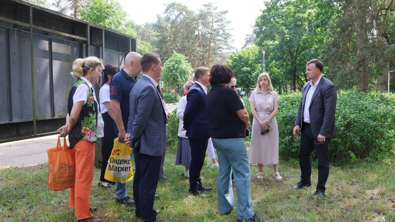 Глава Серпухова обсудил с жителями Протвина благоустройство сквера «Мирабель»