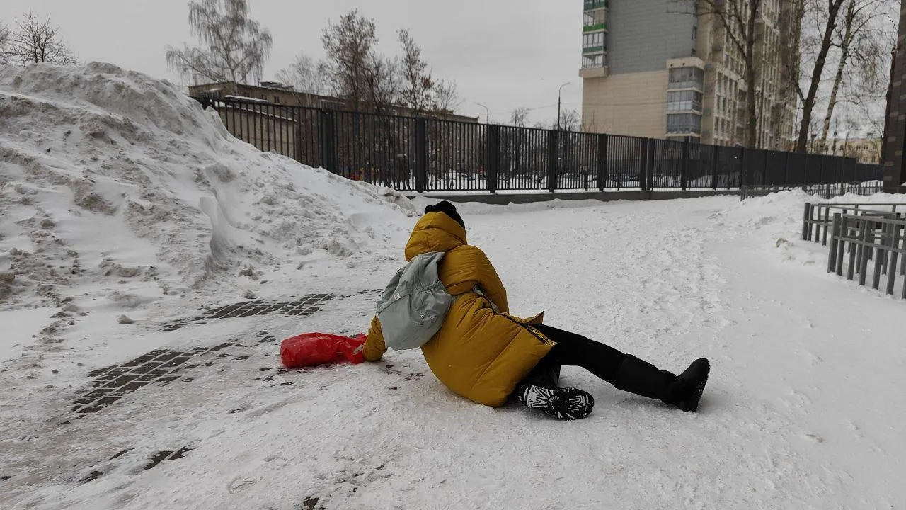 Травматолог Подмосковья рассказала, как снизить риск получения травм в гололед