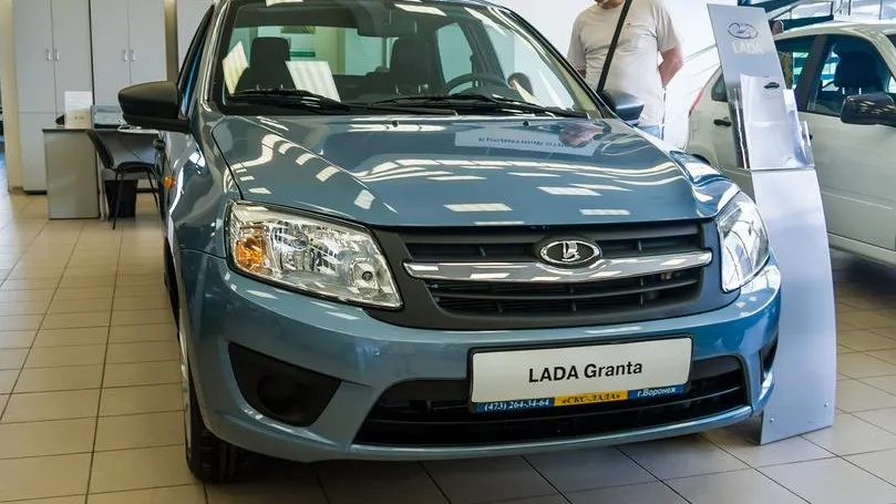 «АвтоВАЗ» не планирует отказываться от Lada Granta в пользу Lada Iskra