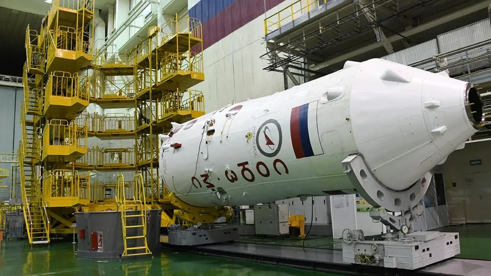 Специалисты РКК «Энергия» из Королева заправили космический корабль перед полетом на МКС