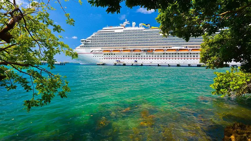 Компания вернет россиянам деньги за несостоявшийся круиз из Дубая