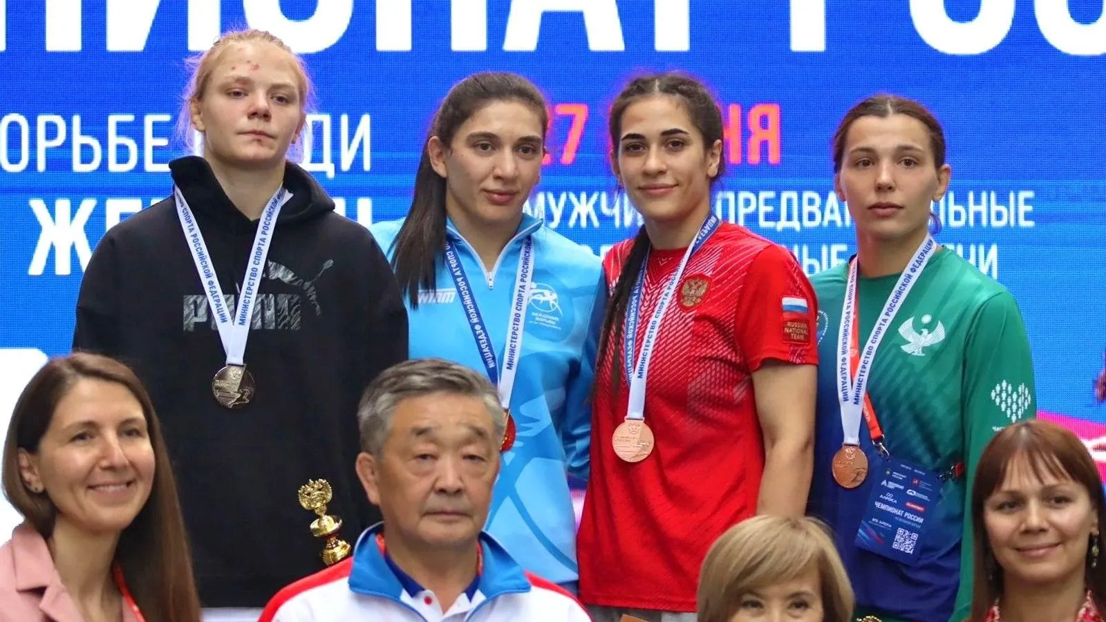 Студентка подмосковного ГСГУ взяла серебро на чемпионате РФ по вольной борьбе