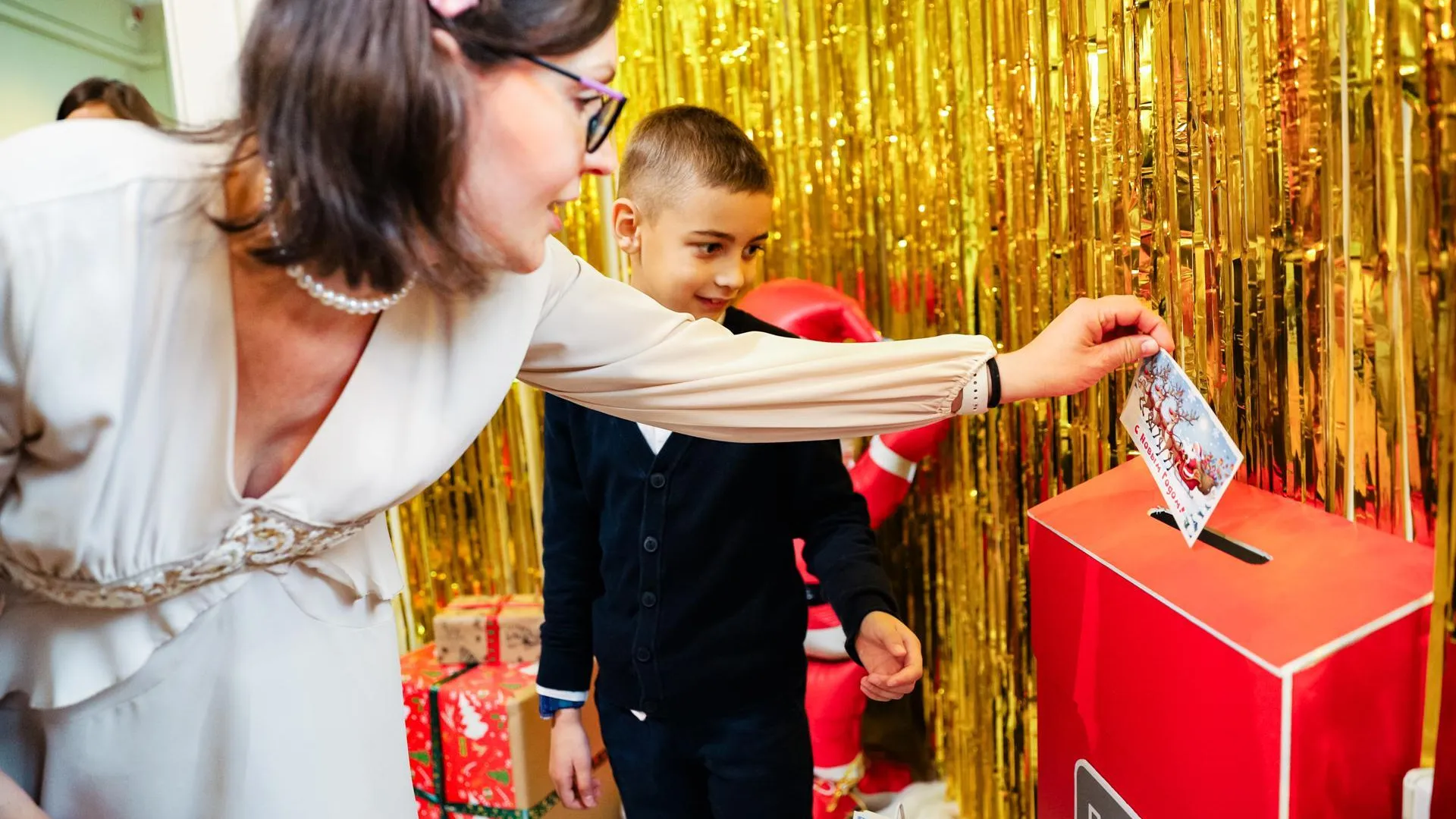 В Химках открылась новогодняя почта