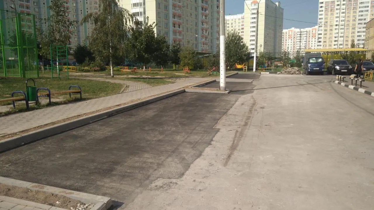Подрядчик завершил строительство парковочных карманов в микрорайоне Кузнечики Подольска