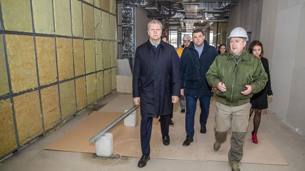Стройготовность Консультативно-диагностического центра в Ромашково превысила 56%
