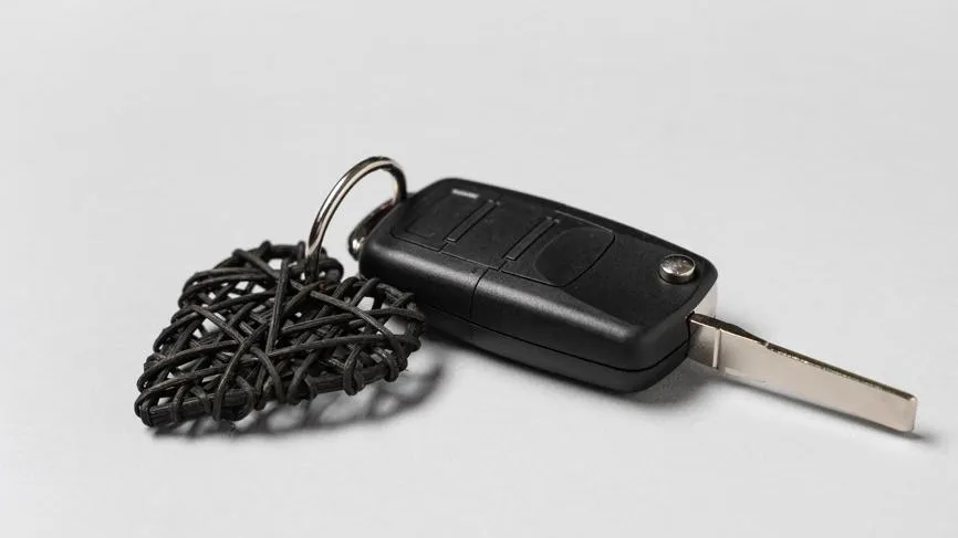 Банкир призвал не спешить с покупкой авто: что изменится к концу осени