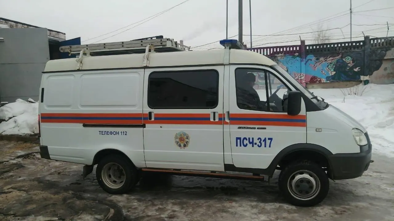 В Наро‑Фоминском округе спасатели вскрыли дверь квартиры и спасли пенсионерку
