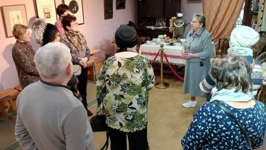 Участники проекта «Активное долголетие» посетили музей в Павловском Посаде