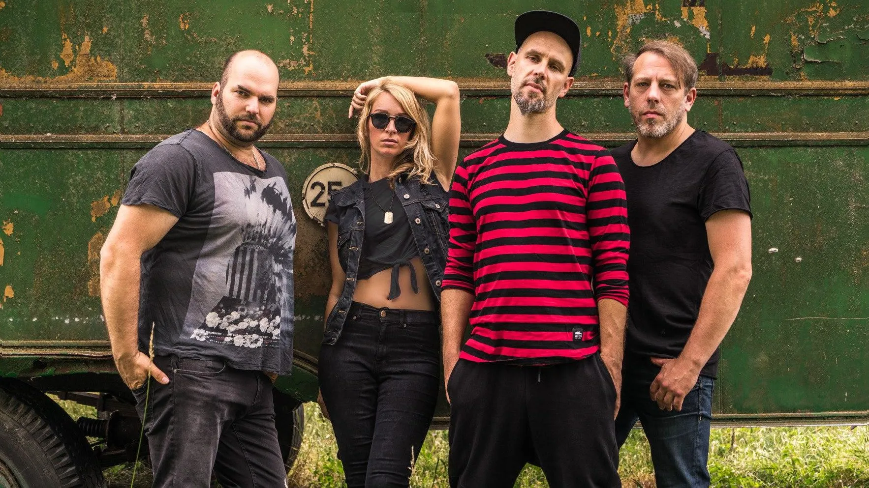 Выходные 13–15 апреля: концерт Guano Apes и фестиваль дизайна