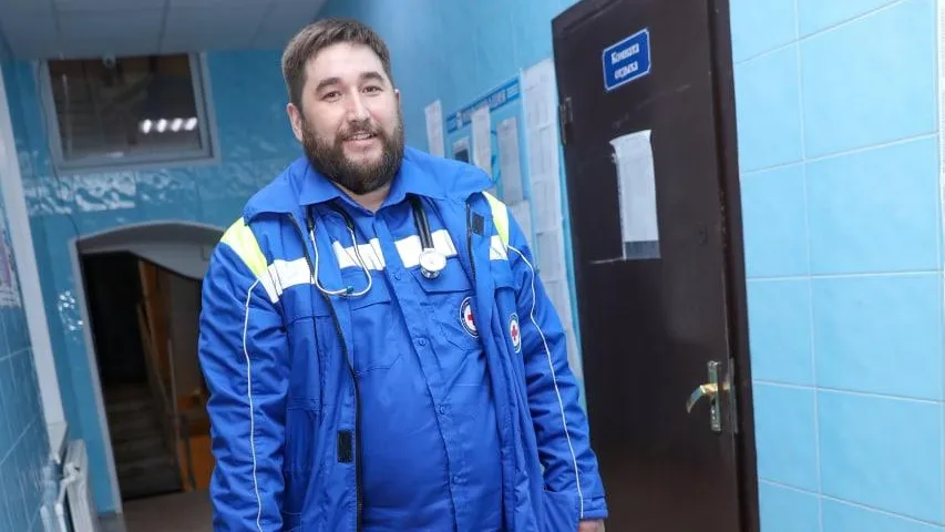 В Подмосковье фельдшер скорой помощи спас соседского ребенка, проглотившего игрушку