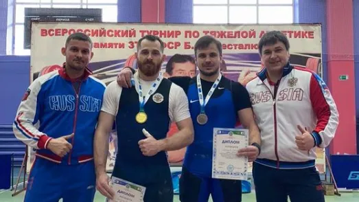 Спортсмен из Люберец стал призером турнира по тяжелой атлетике