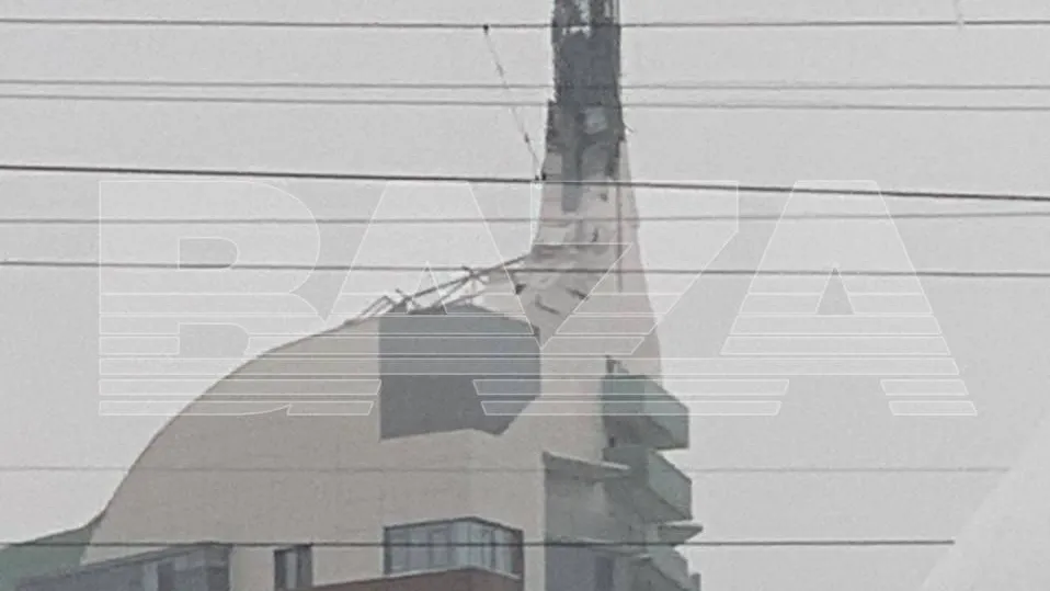 Опубликовано видео атаки дрона на жилую высотку в Казани