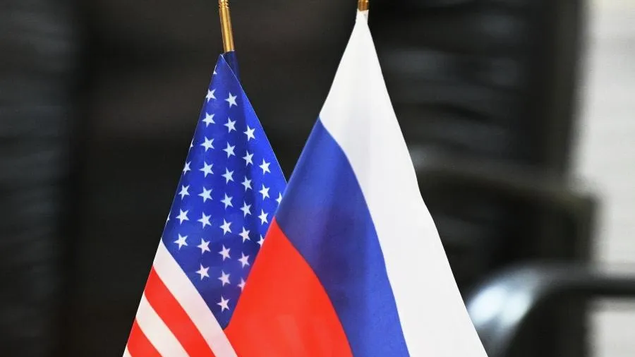 Переговоры делегаций России и США начались в Эр-Рияде