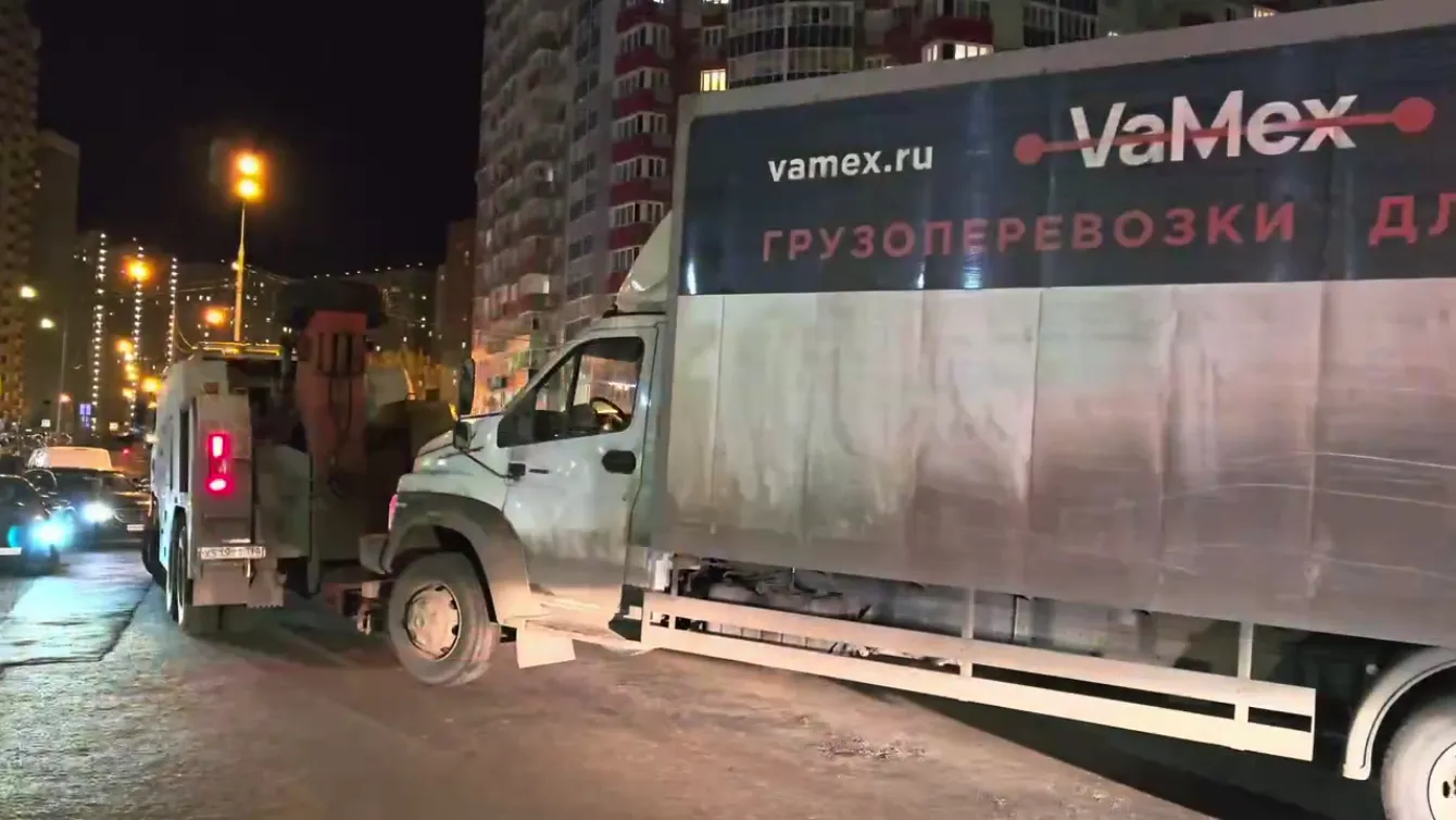 В Красногорске провели эвакуацию неправильно припаркованных автомобилей