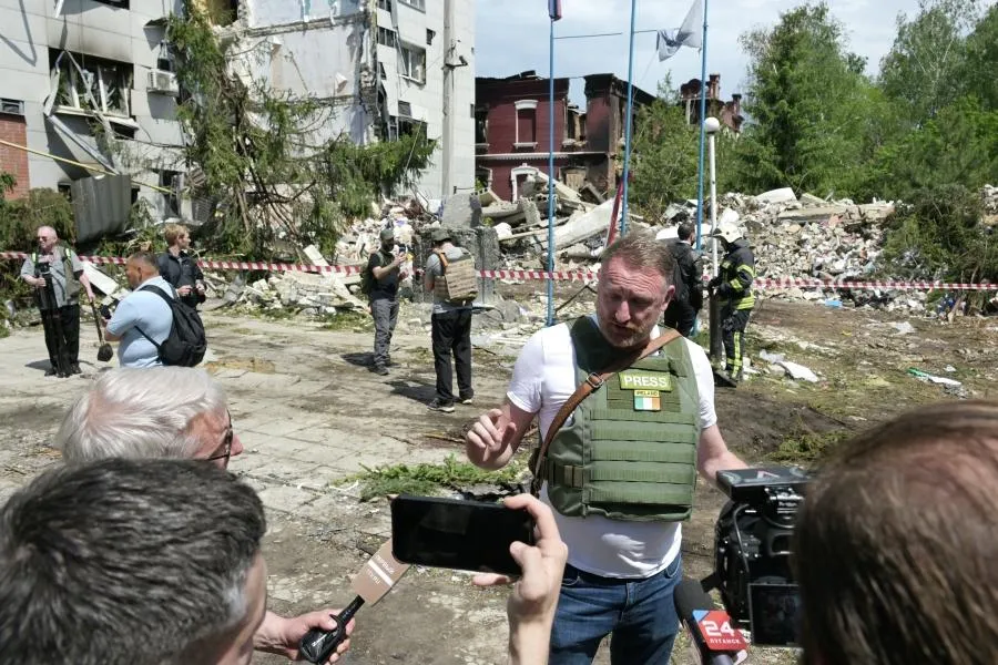 Представители СМИ из 19 стран на месте трагедии в Старобельске в ЛНР.
