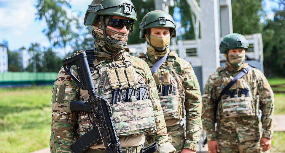 Депутат Антонова: бойцы по контракту получают достойную зарплату