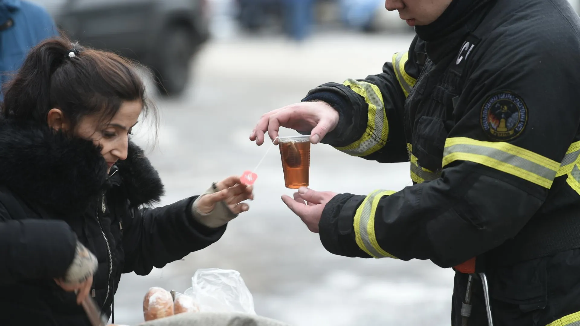 Никто не пострадал при пожаре на строительном рынке в Балашихе