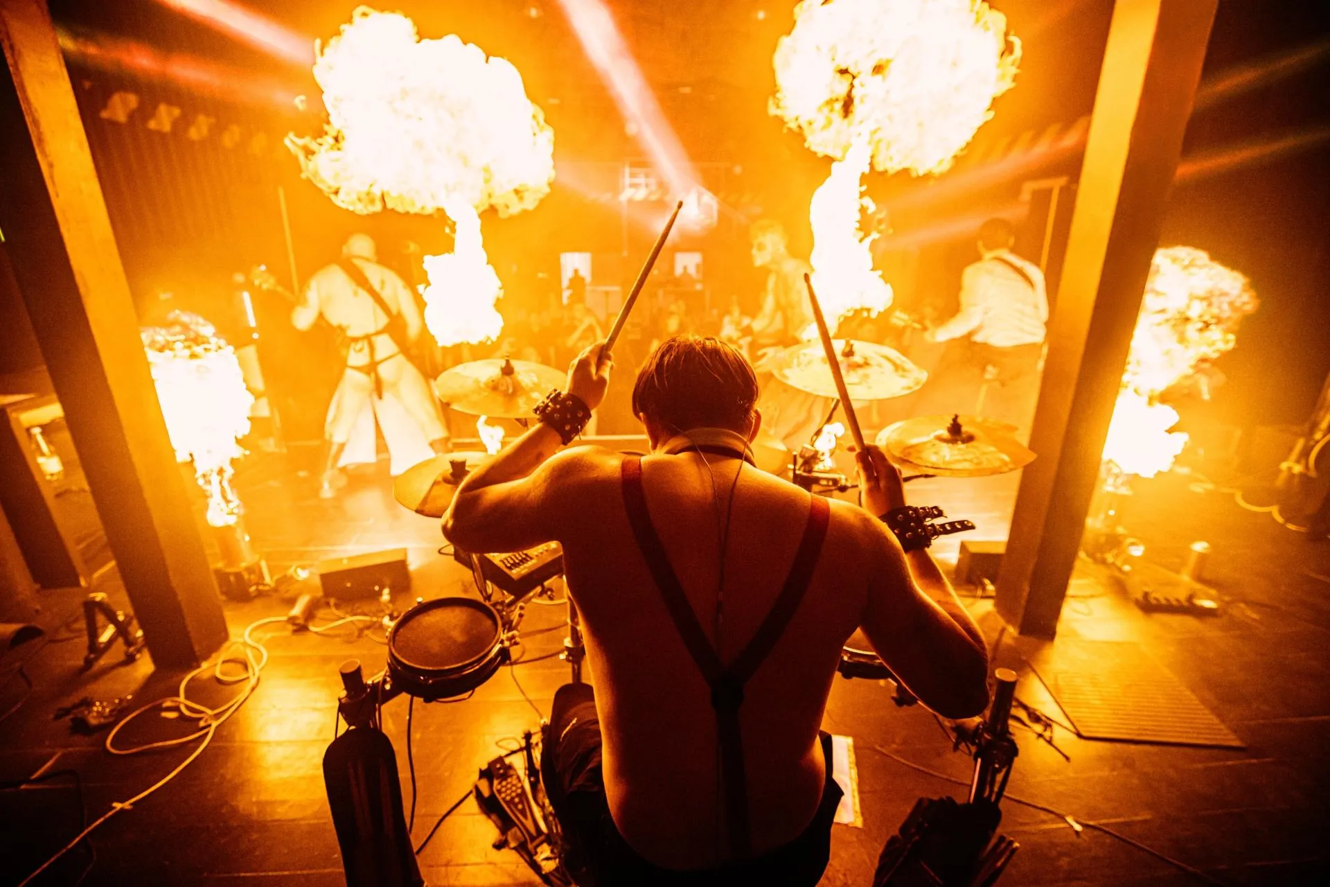 Страница "RAMMproJect - RAMMSTEIN tribute show" в "ВКонтакте"