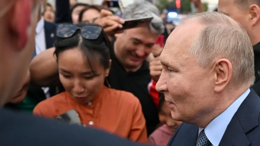 Житель Якутска уверял Путина, что президент похож на него