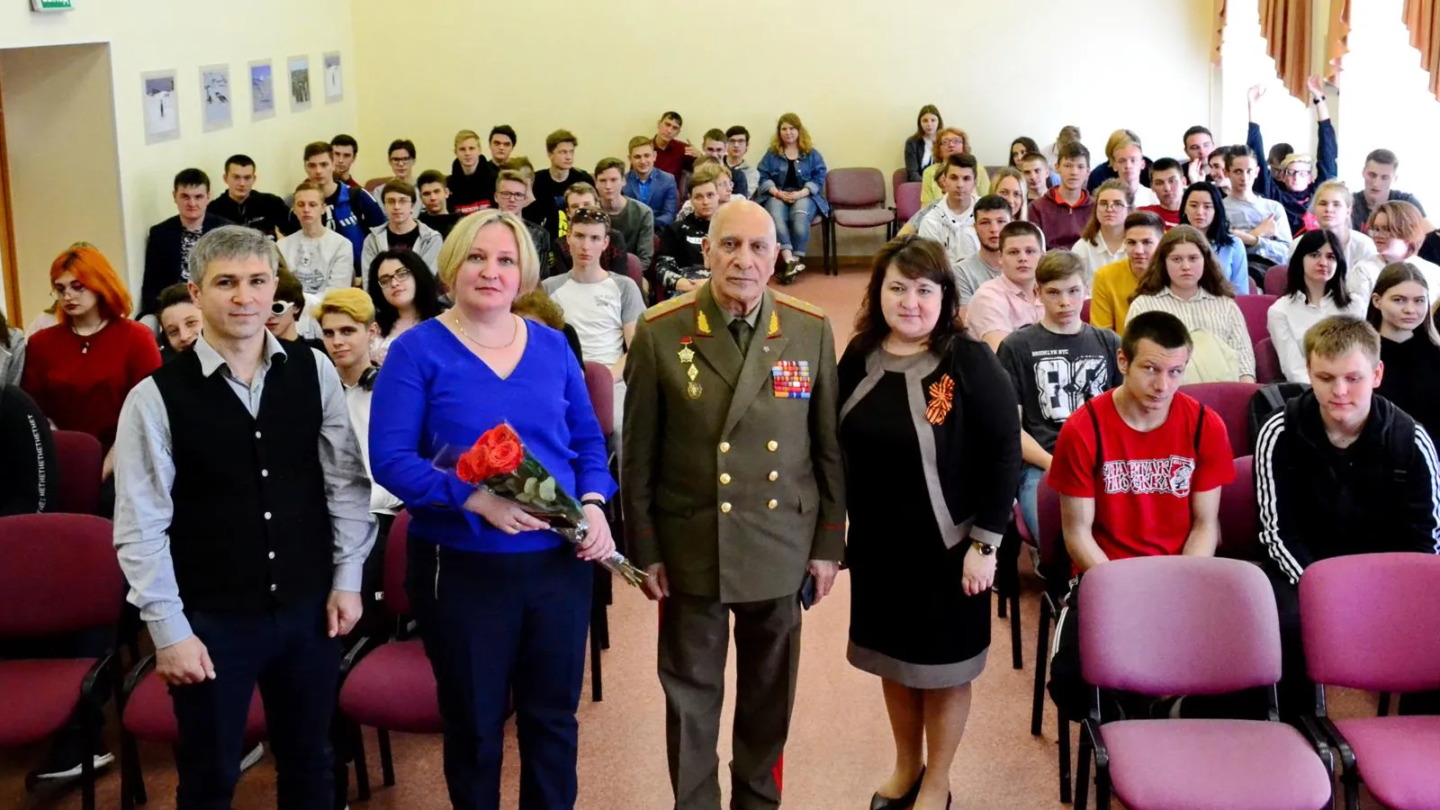Студентам техникума Балашихи провели круглый стол о недопустимости межнациональной розни
