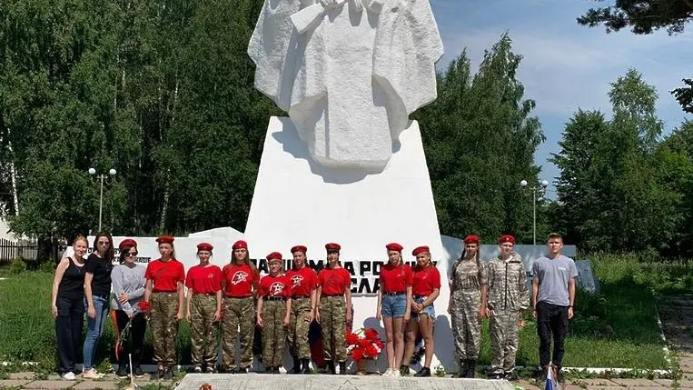 Экскурсию провели для юнармейцев по местам боев подольских курсантов