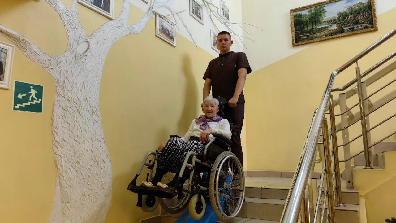 Сотрудники социальных центров Подмосковья получают выплату за аренду жилья