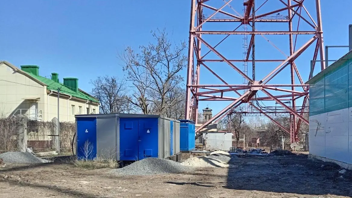 Подмосковные специалисты модернизируют телецентр в Донецке