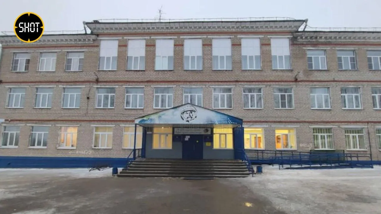 Педагог в Чебоксарах попыталась поджечь свою школу