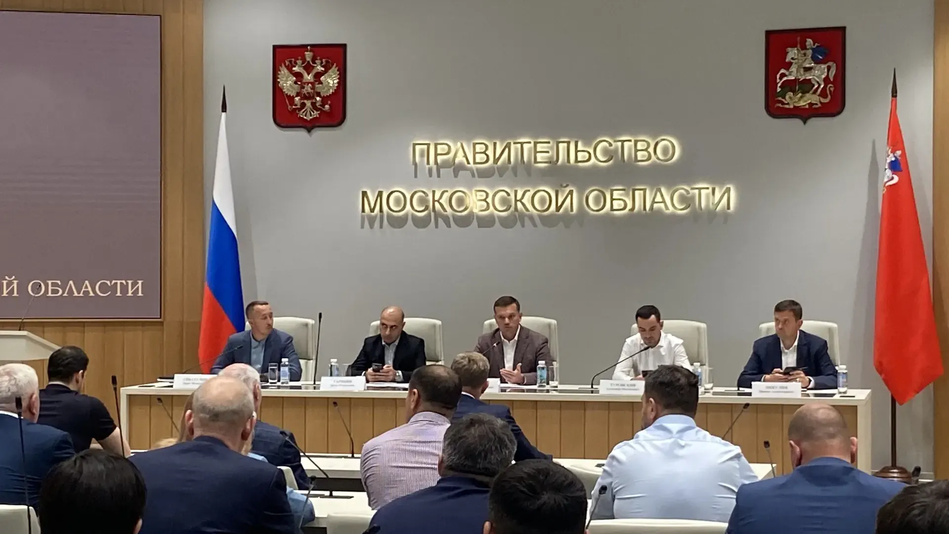 В Подмосковье обсудили ход строительства соцобъектов