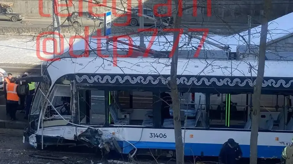 Число пострадавших в ДТП с двумя трамваями в Москве выросло до 13