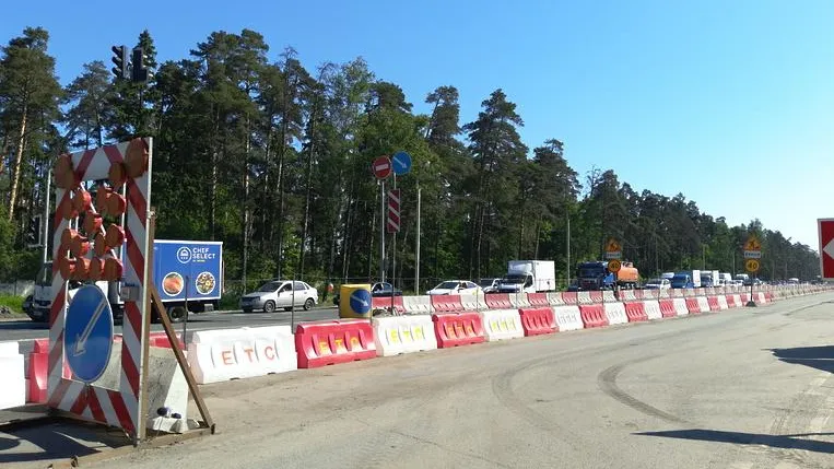 Строительство опор для 3 развязок на Горьковском шоссе в Балашихе выполнили на 20%