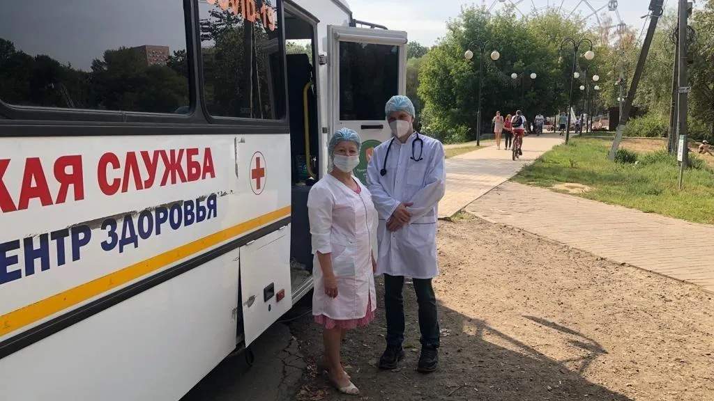 Мобильные комплексы по вакцинации от Covid‑19 продолжат работу в парках Люберец