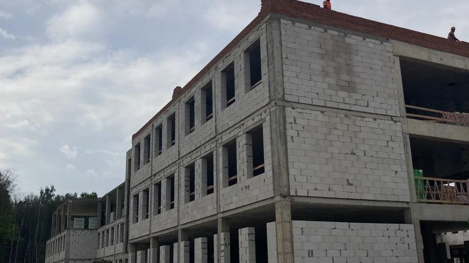 Главгосстройнадзор проверил качество стройматериалов возводимой в Подольске школы