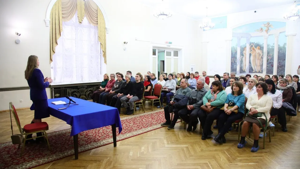 Жителям Воскресенска объяснили, как обезопасить себя от телефонных мошенников