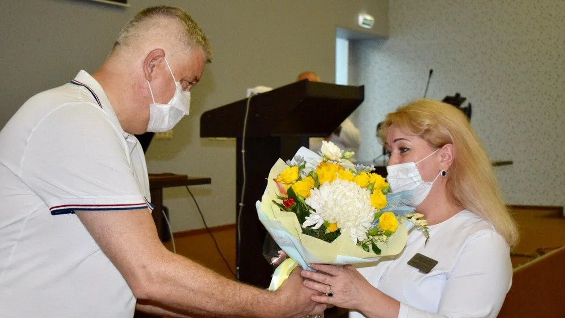 В Балашихе вручили награды врачам онкодиспансера в честь Дня медицинского работника
