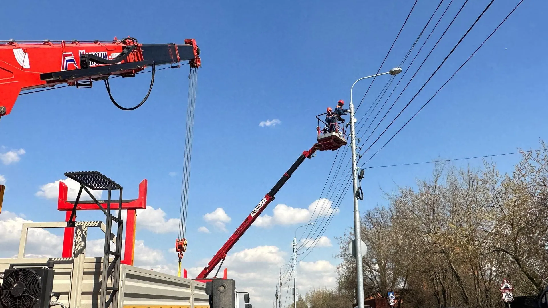 На 256 объектах Подмосковья повысили надежность электроснабжения потребителей