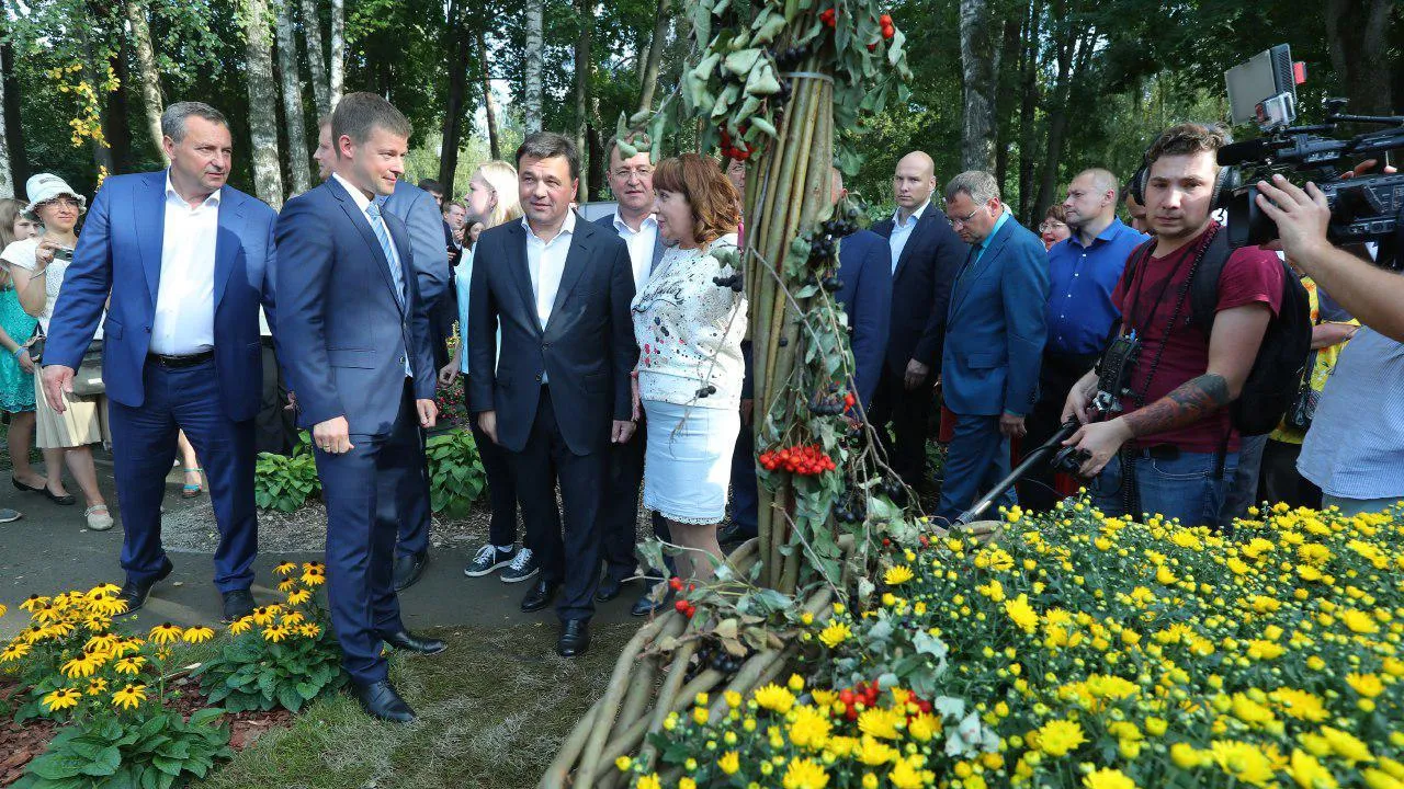 Воробьев наградил Богородский округ в рамках фестиваля «Цветы Подмосковья»