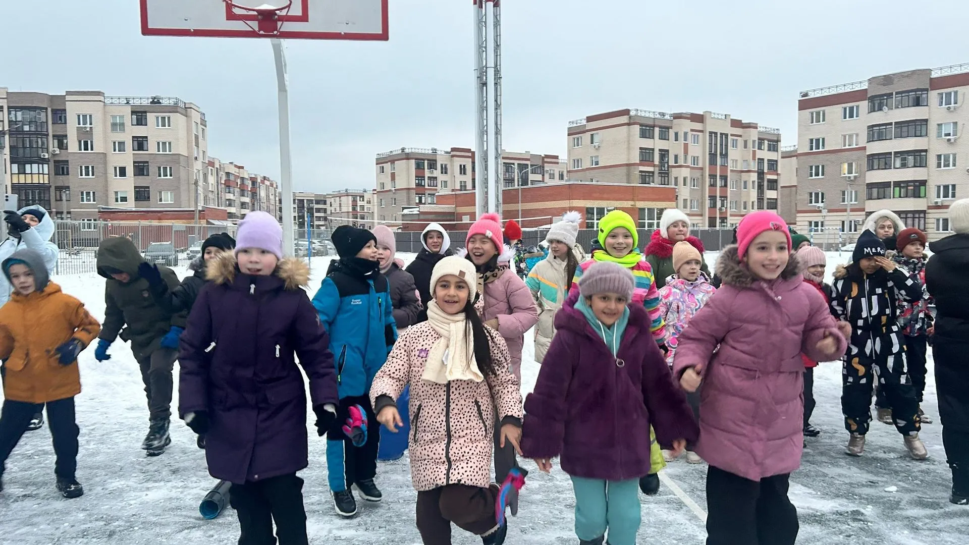 В Богородском округе прошло открытие школьного спортивного стадиона