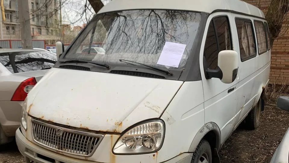 Два брошенных автомобиля могут эвакуировать в Щелкове