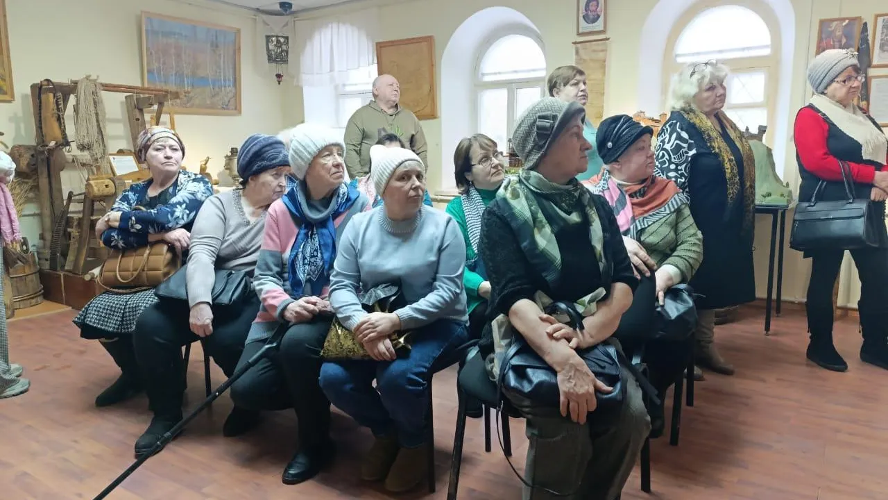 Долголеты из Волоколамска побывали с экскурсией в Рузском округе