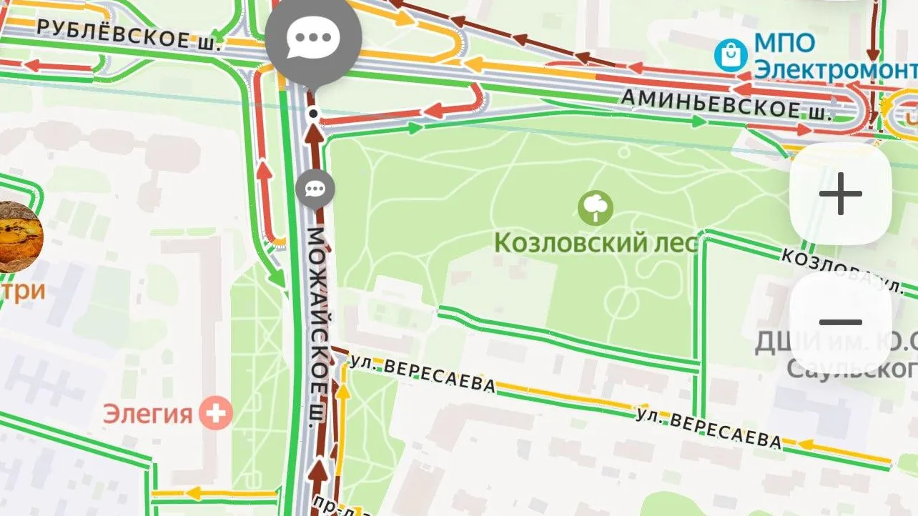 «Как все это з******»: Кутузовский проспект парализован уже более двух часов