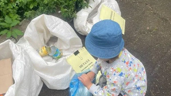 Экоактивисты Истры провели акцию по сбору отходов