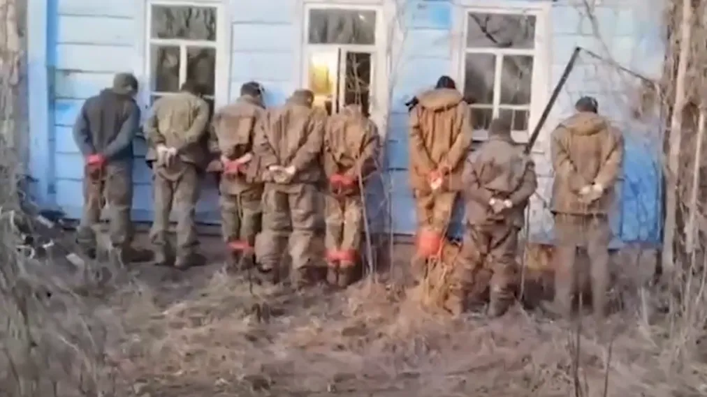 Пленных больше, чем бойцов: оборона ВСУ в Курской области рухнула