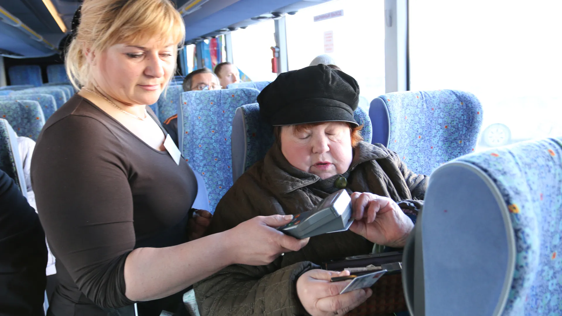 Контролеры начнут проверять билеты на автобусах между Подмосковьем и столицей