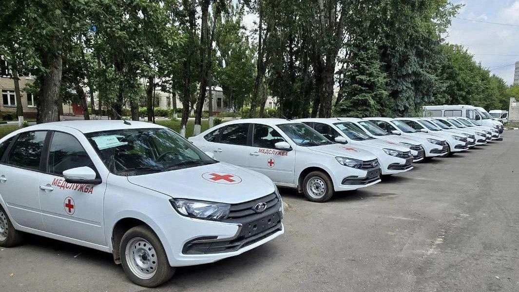 Почти 40 санитарных автомобилей поступило в Подмосковье с января