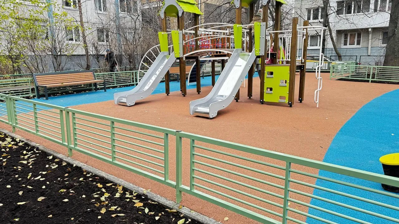 3 новые детские игровые площадки установили в Королеве