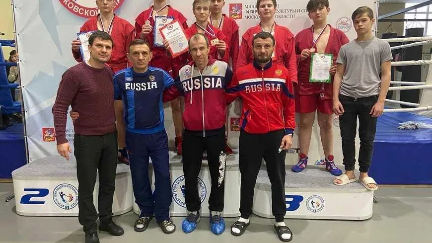 6 медалей выиграли самбисты из Люберец на межмуниципальных соревнованиях