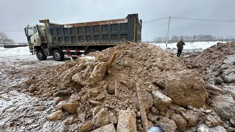 В округе Щелково нарушителя поймали за незаконным размещением стройотходов