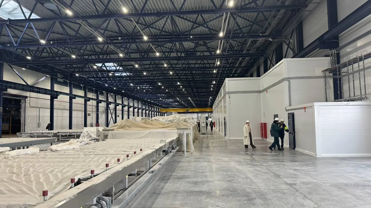 Клинский стекольный завод завершает реконструкцию и запускает новое оборудование